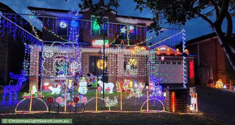Christmas Light display at 8 Kentmere Street, Stanhope Gardens