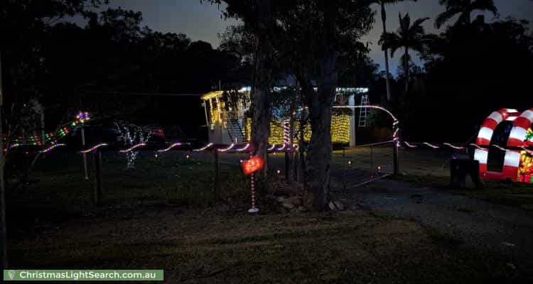 Christmas Light display at 563 Junction Road, Barellan Point