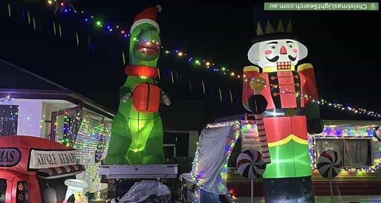 Christmas Light display at 1 Explorer Street, Raceview