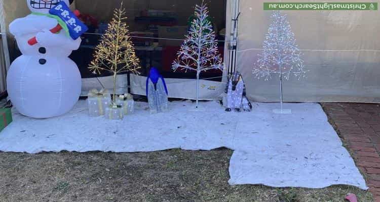 Christmas Light display at 61 Warrawee Circuit, Frankston