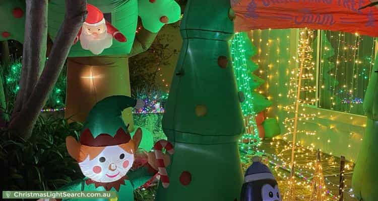 Christmas Light display at 9 Oakwood Avenue, Woodlands