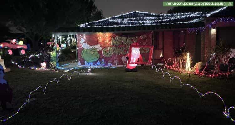 Christmas Light display at 19 Greythorne Court, Narre Warren