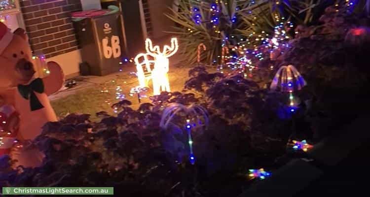 Christmas Light display at 6B Banks Crescent, Evanston