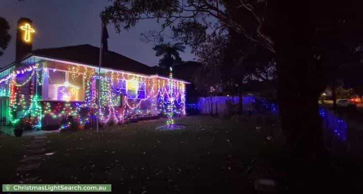 Christmas Light display at 7 Leonay Street, Sutherland