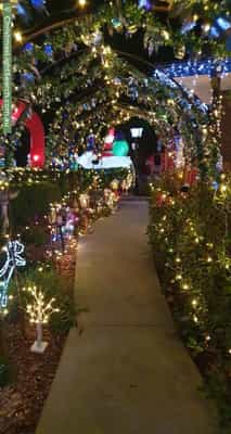 Christmas Light display at Jennifer crescent, Bayswater north