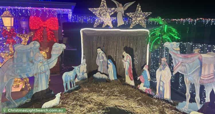 Christmas Light display at 80 Kensington Way, Burton