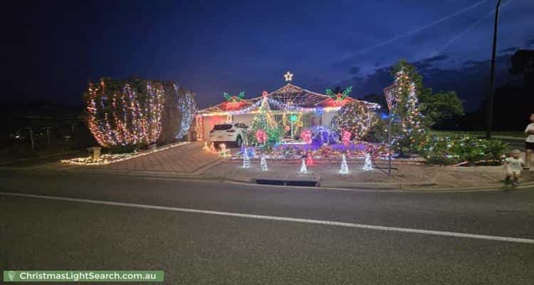 Christmas Light display at 29 Selway Place, Evanston Park