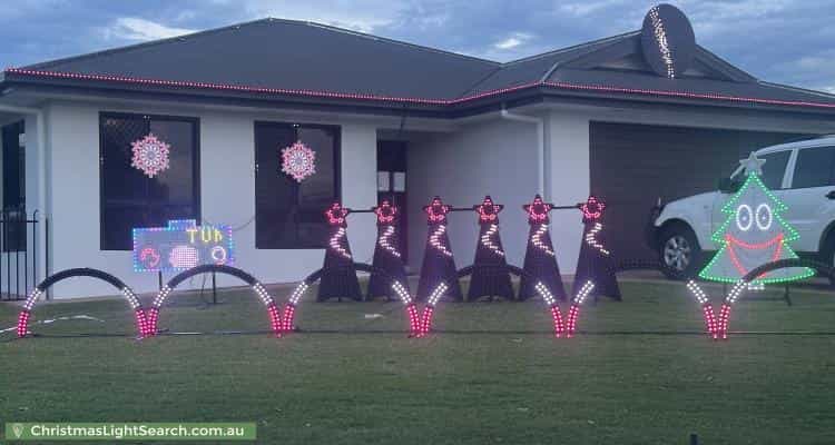 Christmas Light display at 5 Kingslea Court, Ooralea