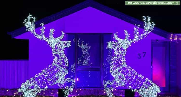 Christmas Light display at 37 Proserpine Circuit, Amaroo
