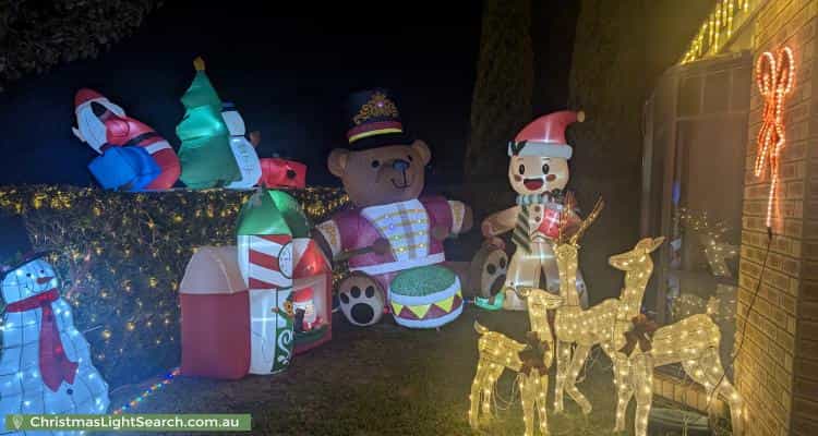Christmas Light display at 17 Nyarrin Place, Cranbourne West