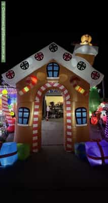 Christmas Light display at 14 Percy Begg Circuit, Dunlop