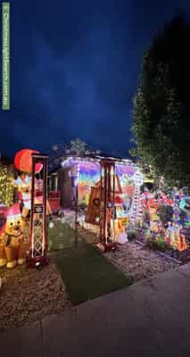 Christmas Light display at 14 Percy Begg Circuit, Dunlop