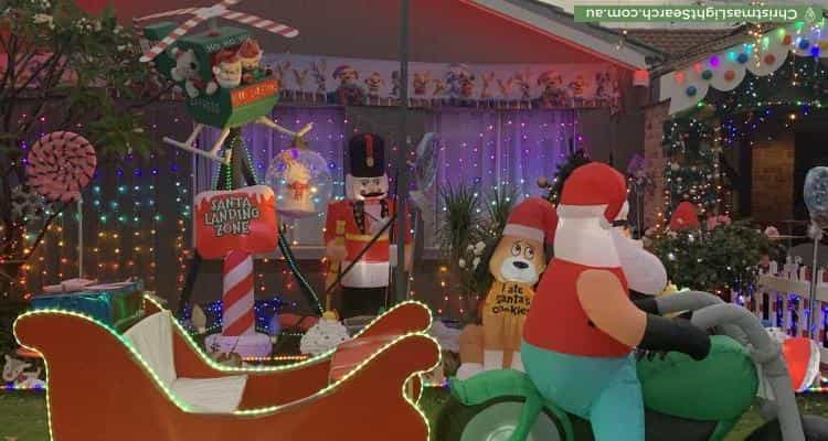 Christmas Light display at 21 Favenc Way, Padbury