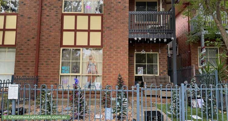 Christmas Light display at 10 Shackleton Court, Greenwith