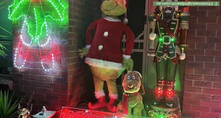 Christmas Light display at 6 Edgecombe Street, Oak Park