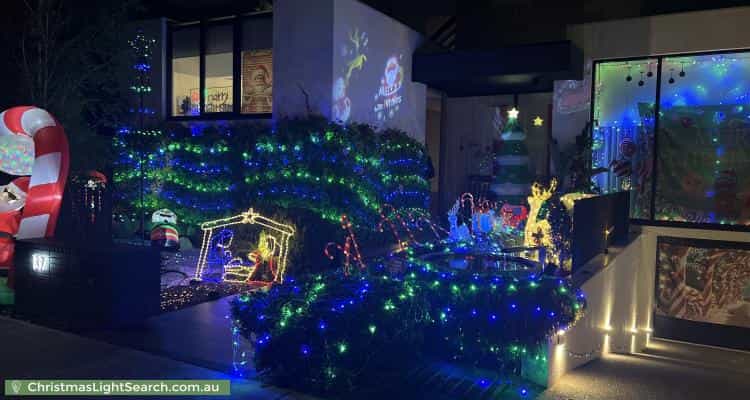 Christmas Light display at 137 Smith Street, Thornbury