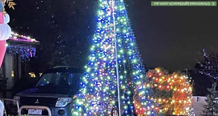 Christmas Light display at 7 Wordel Place, Kurunjang