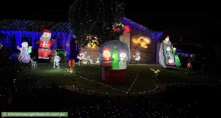 Christmas Light display at 8 Gerlach Grove, Evanston Park