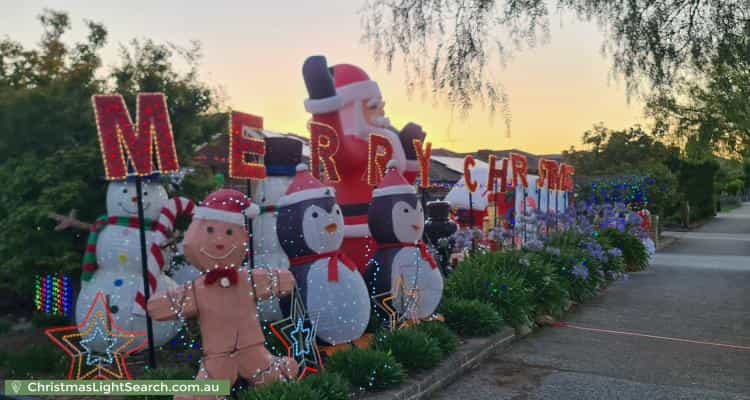 Christmas Light display at 29 Eminence Boulevard, Doreen