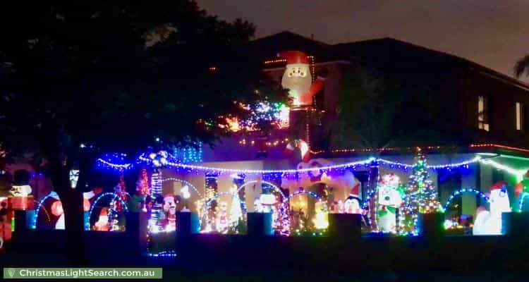 Christmas Light display at 2 The Link, Taylors Hill