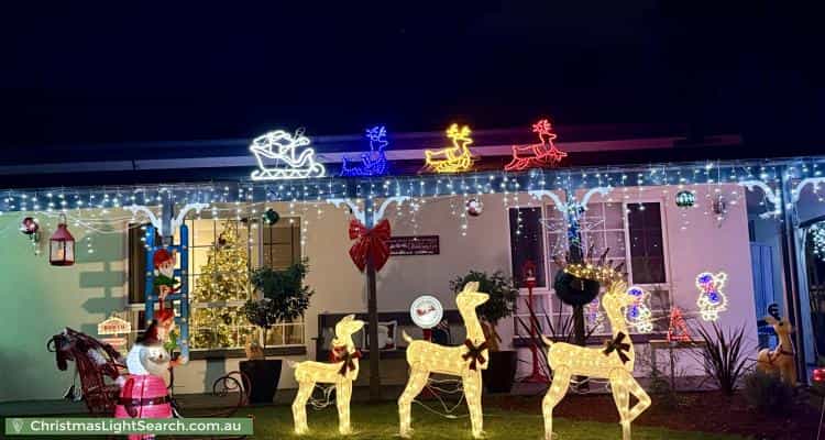 Christmas Light display at 9 Renoir Crescent, Forest Lake