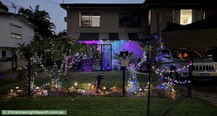Christmas Light display at 5 Gunungai Drive, Slacks Creek
