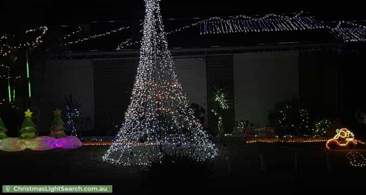 Christmas Light display at 7 Wordel Place, Kurunjang