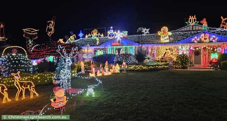 Christmas Light display at 13 Mavis Court, Highfields