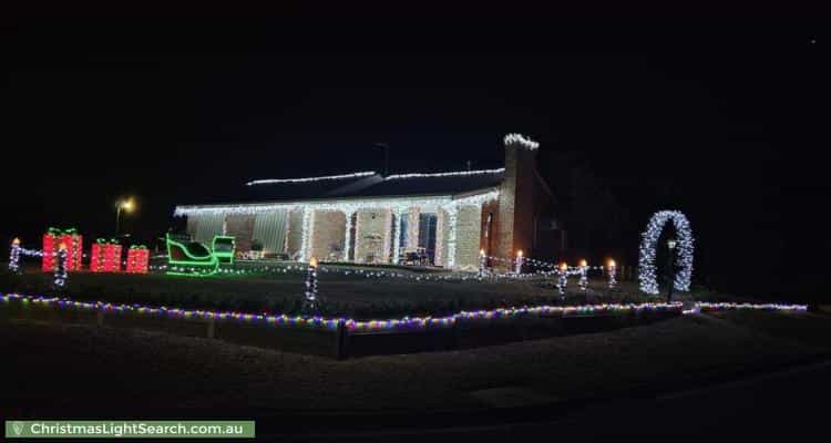 Christmas Light display at 1 Hobler Place, Darley