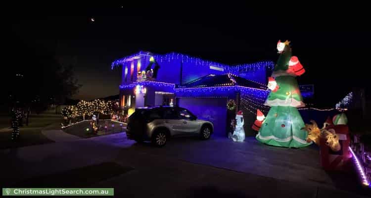 Christmas Light display at 18 Hood Place, Pakenham
