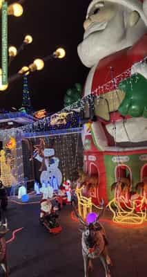 Christmas Light display at 50 Kincumber Drive, Croydon