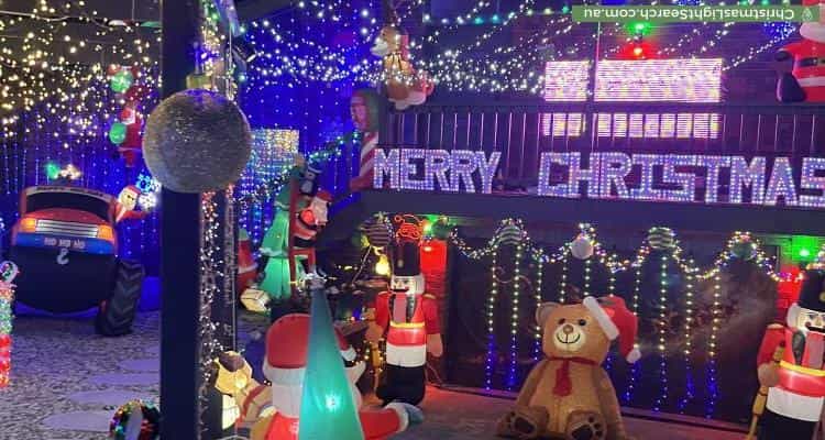 Christmas Light display at 38 Rolling Hills Road, Chirnside Park