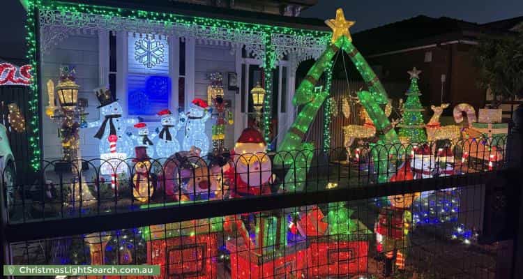 Christmas Light display at 36 Loch Street, Coburg
