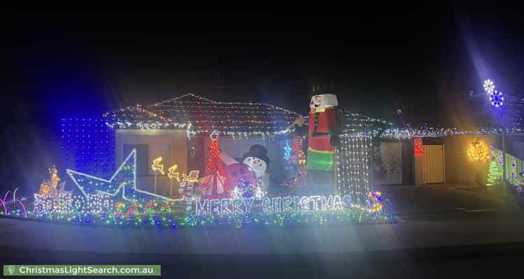 Christmas Light display at 39 Norwich Way, High Wycombe