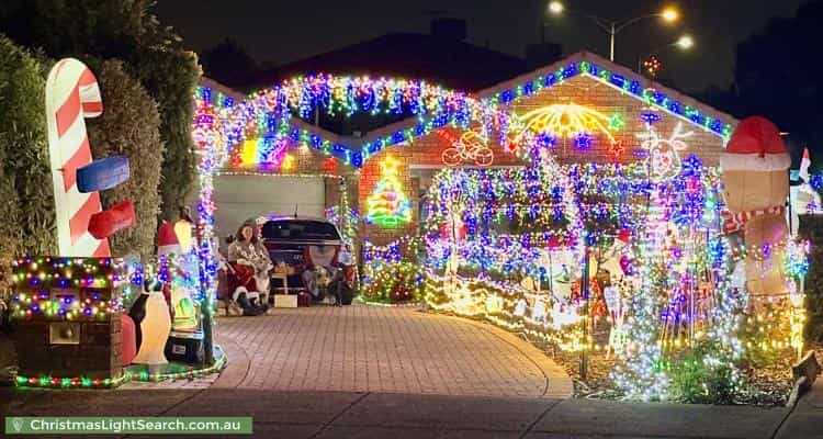 Christmas Light display at 8 Parrakeet Court, Taylors Lakes
