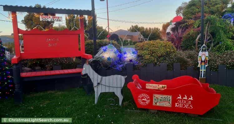 Christmas Light display at 23 Grandview Rise, Korumburra