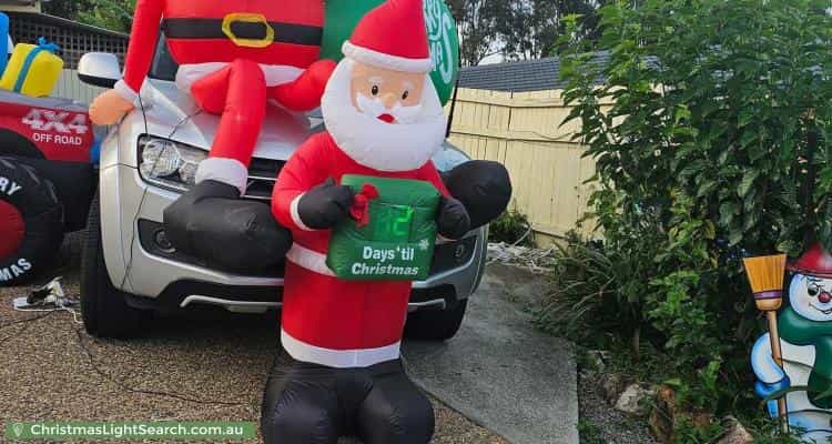 Christmas Light display at 6 Lena Place, Windaroo