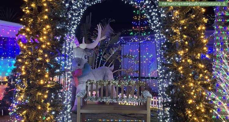 Christmas Light display at 19 Conway Grove, Heathridge
