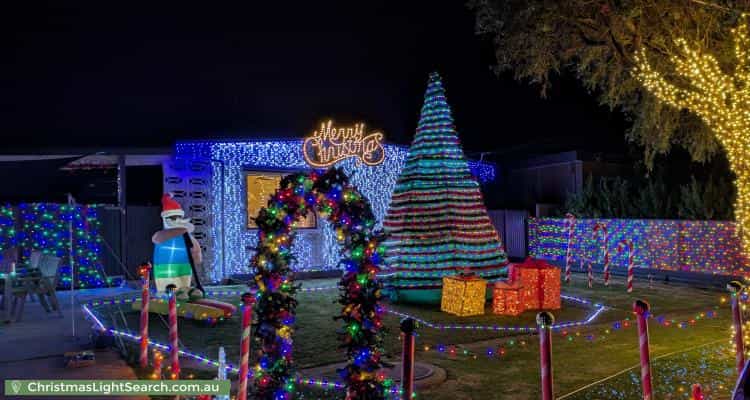 Christmas Light display at 13 Flower Court, Grovedale