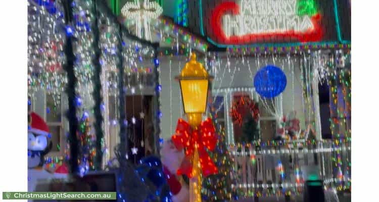 Christmas Light display at 5 Molesworth Street, Coburg