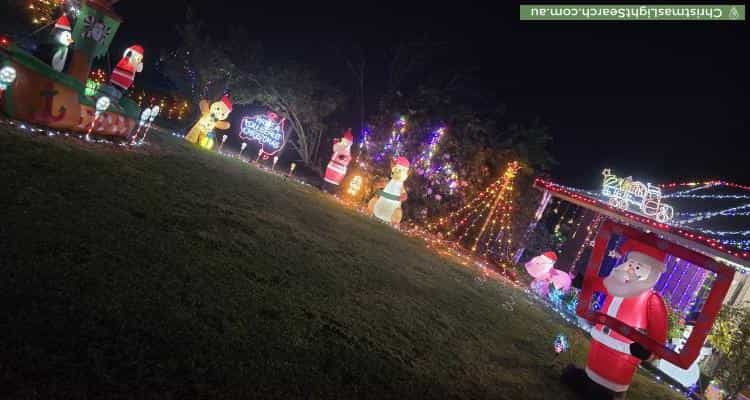 Christmas Light display at 539 Stowport Road, Stowport