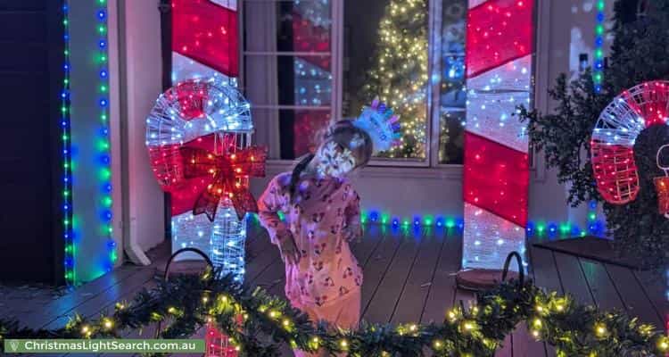 Christmas Light display at 28 Nullewa Parkway, Lakelands