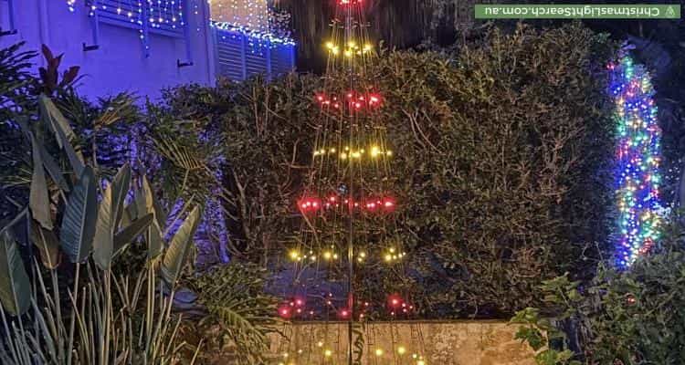 Christmas Light display at 4 Koomooloo Circle, Coomera