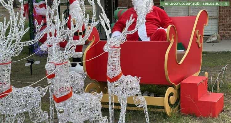 Christmas Light display at 62 Mills Road, Londonderry