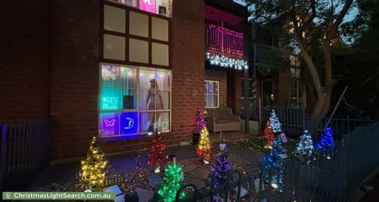 Christmas Light display at 10 Shackleton Court, Greenwith
