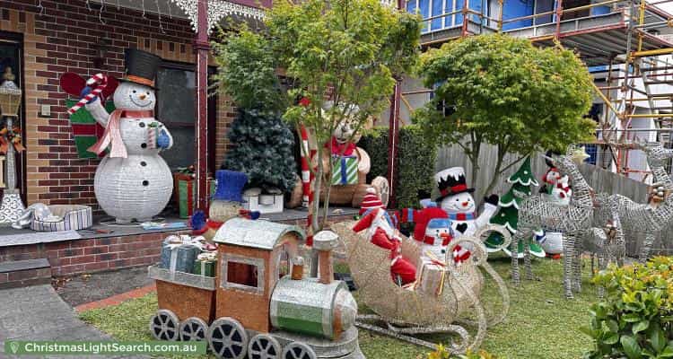 Christmas Light display at 15 Boronia Street, Bentleigh East