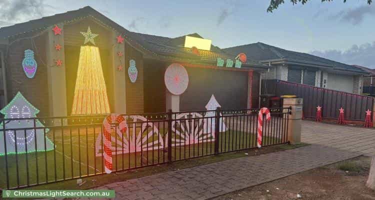 Christmas Light display at 40 Serpentine Circuit, Andrews Farm