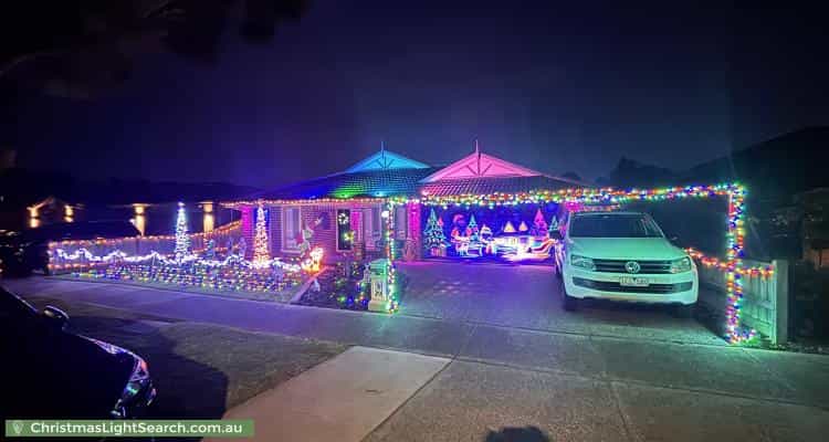 Christmas Light display at 29 Ambiance Crescent, Narre Warren South
