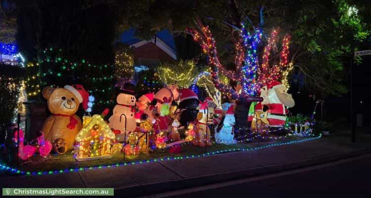 Christmas Light display at 10 Reordan Drive, Greenwith