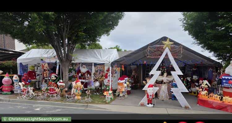 Christmas Light display at 3 Cleggett Street, Forde